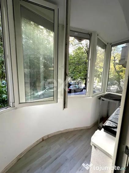 Apartament cu 3 camere decomandat, mobilat în Sebastian