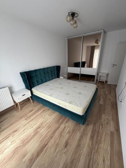 Apartament cu 2 camere decomandat în Avantgarden
