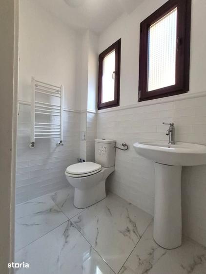 Apartament cu 5 camere decomandat în Dorobanți