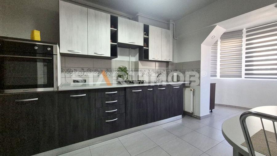 Apartament cu 2 camere decomandat, mobilat în Răcădău