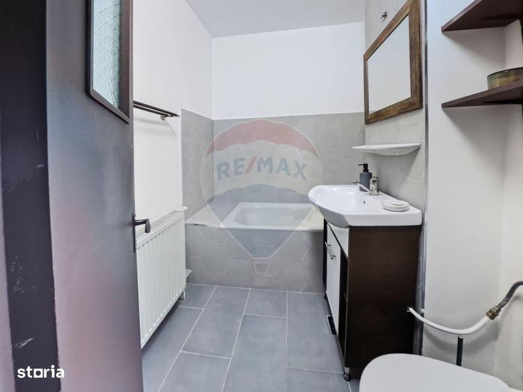 Apartament 4 camere in centrul Bacaului - Ocazie rara! - 6