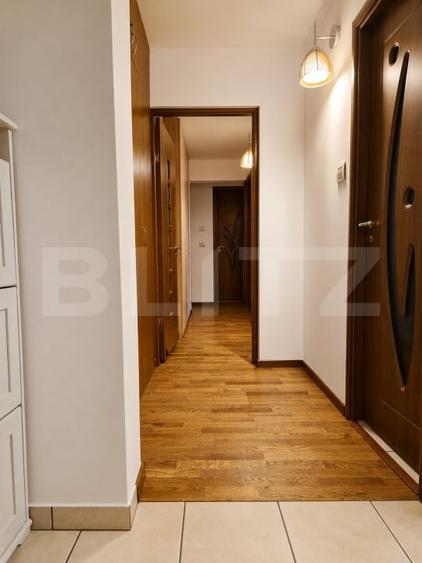 Apartament cu 3 camere decomandat, mobilat în Aradului
