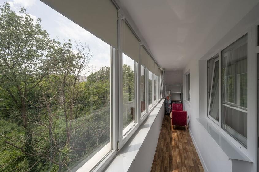 Apartament cu 2 camere semidecomandat, mobilat în Baba Novac