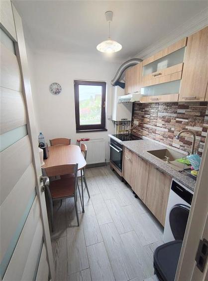 Apartament cu 2 camere decomandat, mobilat în Păcurari