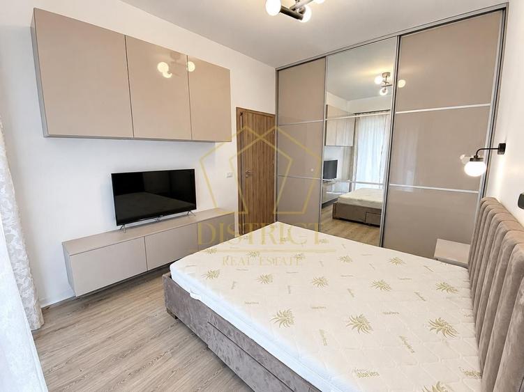 Apartament cu 2 camere decomandat, mobilat în Soarelui