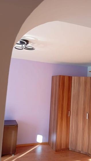 Apartament cu 2 camere decomandat, mobilat în Sebastian