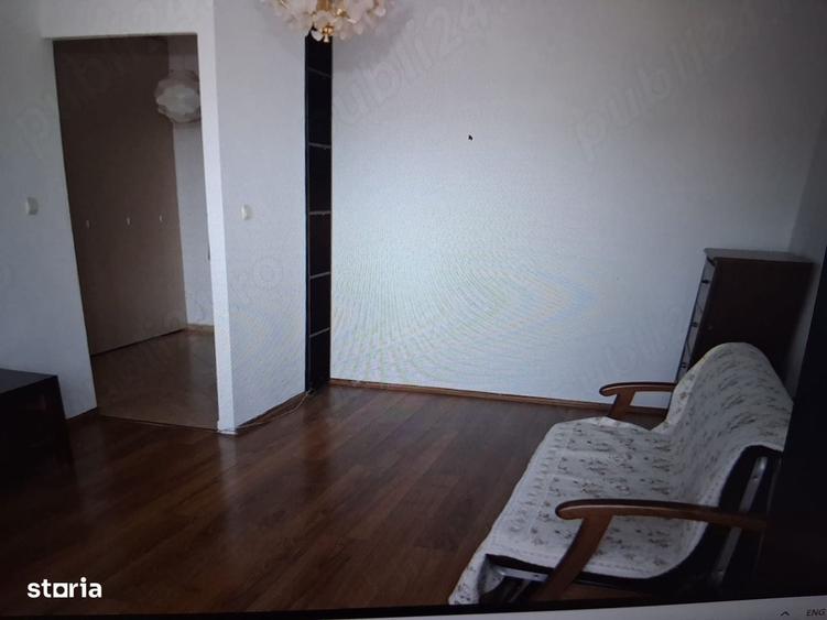 Garsonieră decomandată în Tei