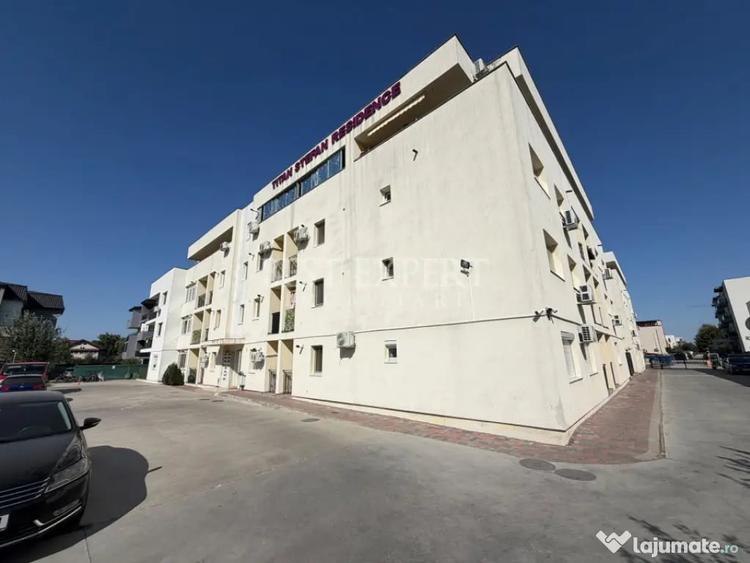 Garsonieră decomandată în Titan