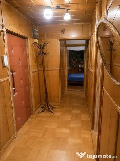 Apartament cu 2 camere decomandat în Răcădău