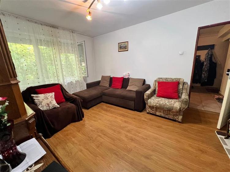 De vanzare apartament 2 camere in 7 Noiembrie Targu Mures - 2