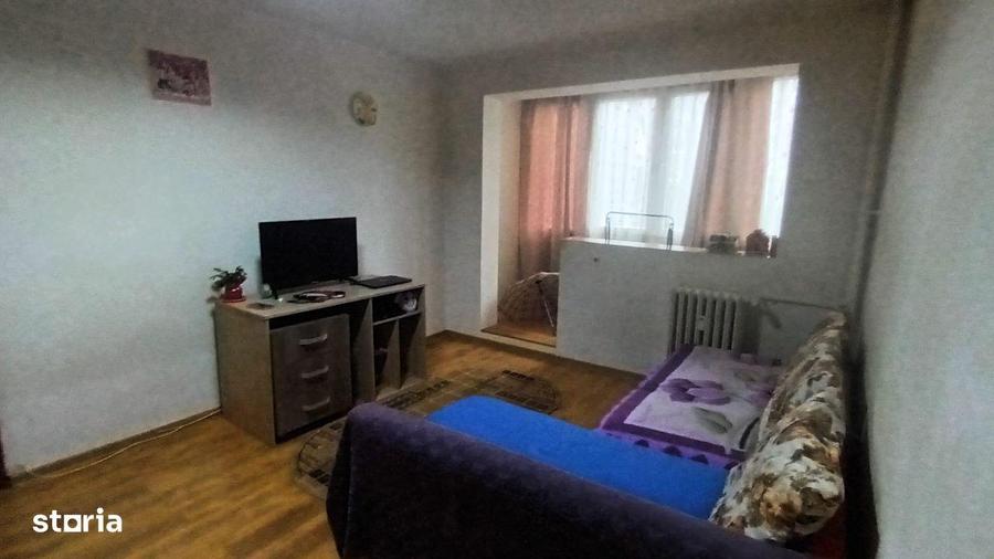 Apartament cu 2 camere semidecomandat în Drumul Taberei — fotografia 3