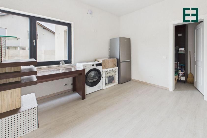 Casă individuală cu 4 camere cu Teren 300 Mp în Tisa Nouă