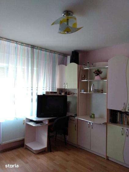 Apartament cu 2 camere decomandat în Nufărul
