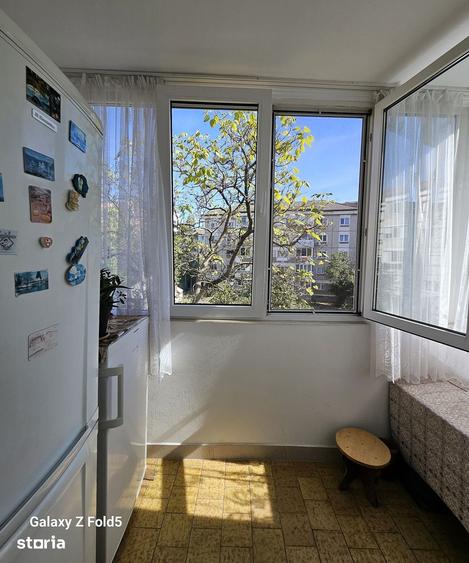 Apartament cu 3 camere în Calea Aradului