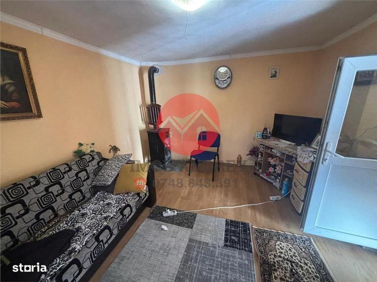 Casă cu 2 camere cu Teren 221 Mp în Central