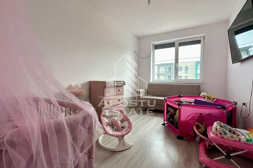 Apartament cu 3 camere decomandat, mobilat în Dumbrăvița