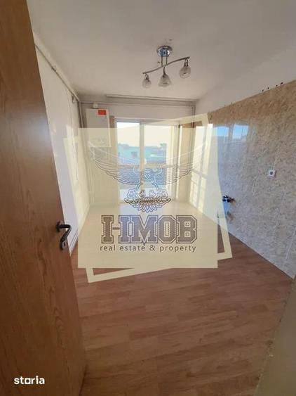 Apartament cu 3 camere decomandat în Trei Stejari