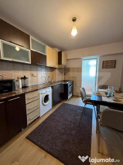 Apartament cu 2 camere decomandat în Central