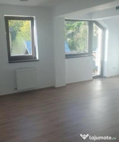 Apartament cu 2 camere în Platoul Izvor