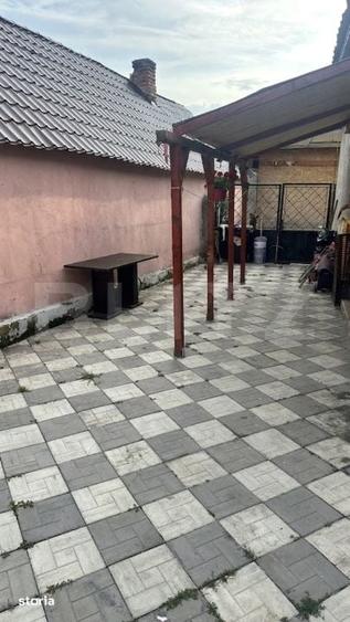 Casă cu 2 camere cu Teren 214 Mp în Beriu