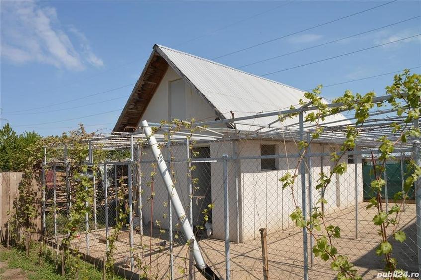 Casă cu 10 camere cu Teren 1278 Mp în Horpaz