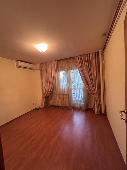 Apartament cu 2 camere semidecomandat în Tineretului