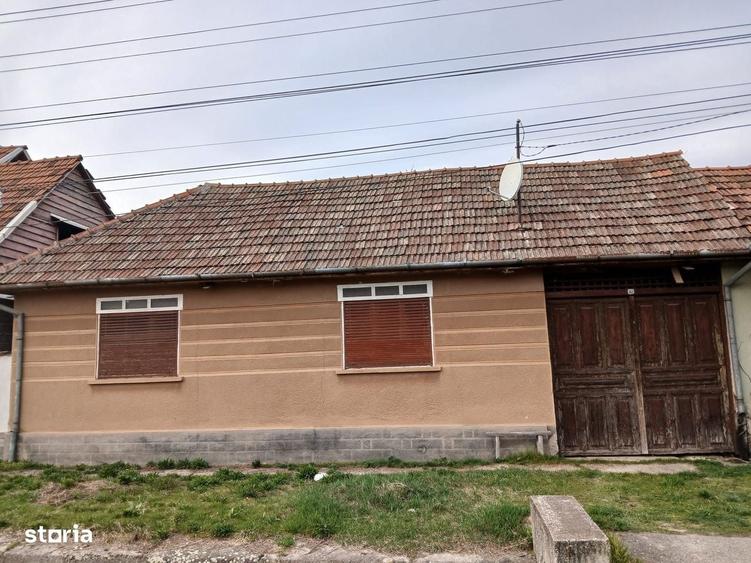 Casă cu 3 camere în Central