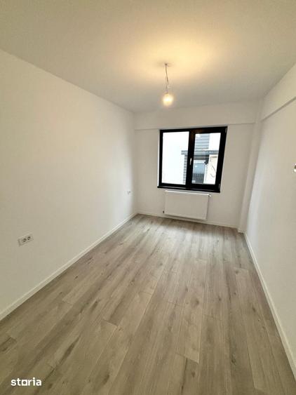 Apartament cu 3 camere în Păcurari