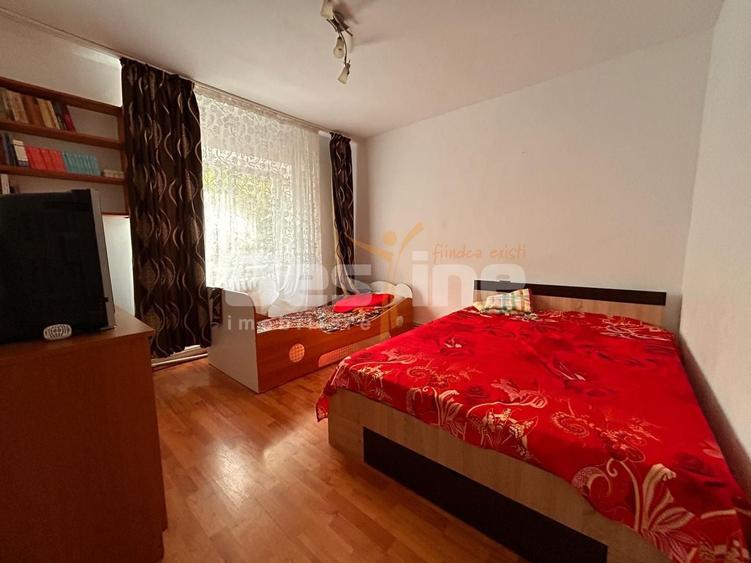 Apartament cu 2 camere decomandat, mobilat în Tomești