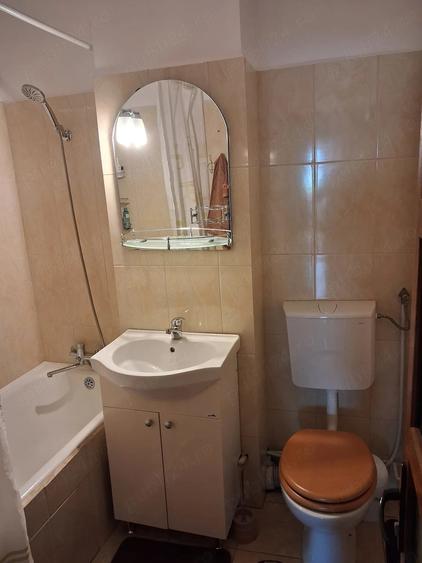 Apartament cu 3 camere decomandat în Ultracentral
