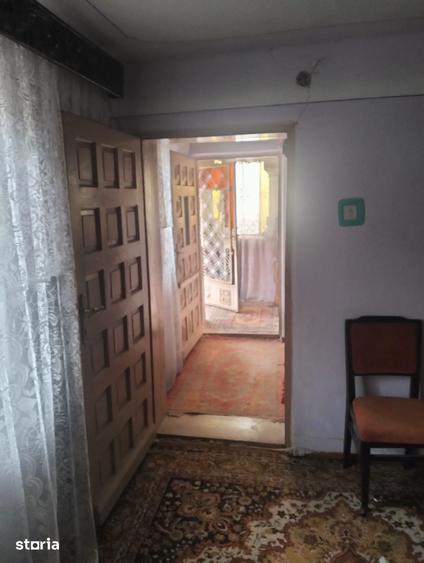 Casă cu 4 camere cu Teren 1400 Mp în Sud