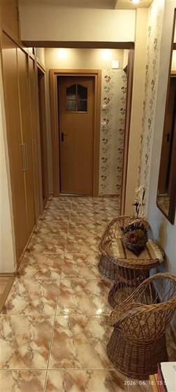 Apartament cu 2 camere decomandat, mobilat în Central