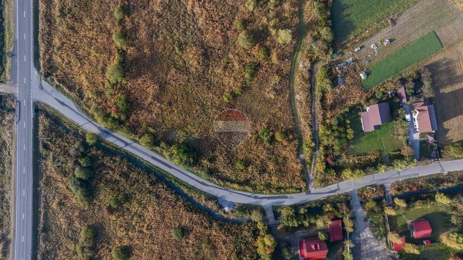 Teren Construcții intravilan de 430 mp, în Lunca Calnicului