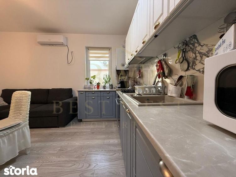 Apartament cu 2 camere semidecomandat în Moșnița Nouă