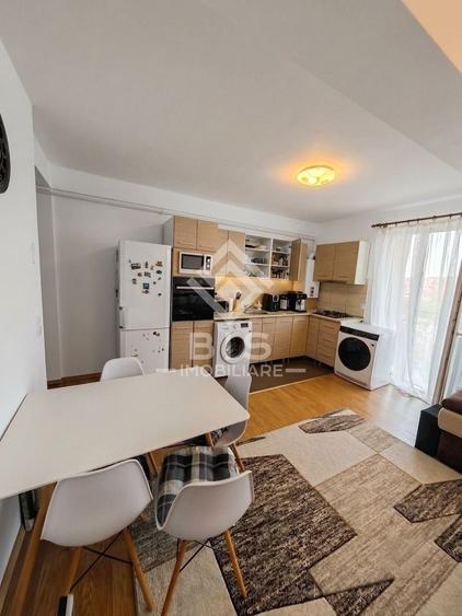 Apartament cu 3 camere decomandat în Sud
