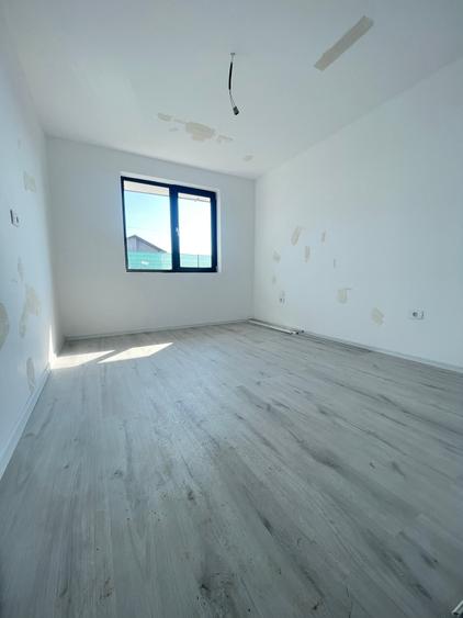 Casă individuală cu 4 camere cu Teren 315 Mp în Berceni