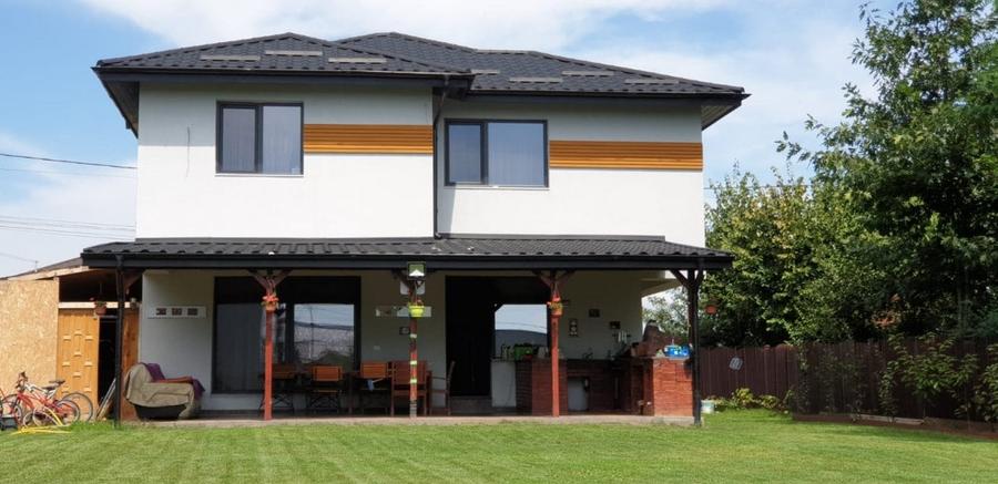 Casă individuală cu 5 camere cu Canalizare în Popas Păcurari