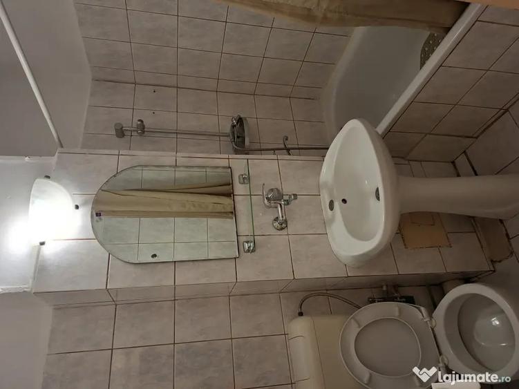 Apartament cu 2 camere semidecomandat în Orizont