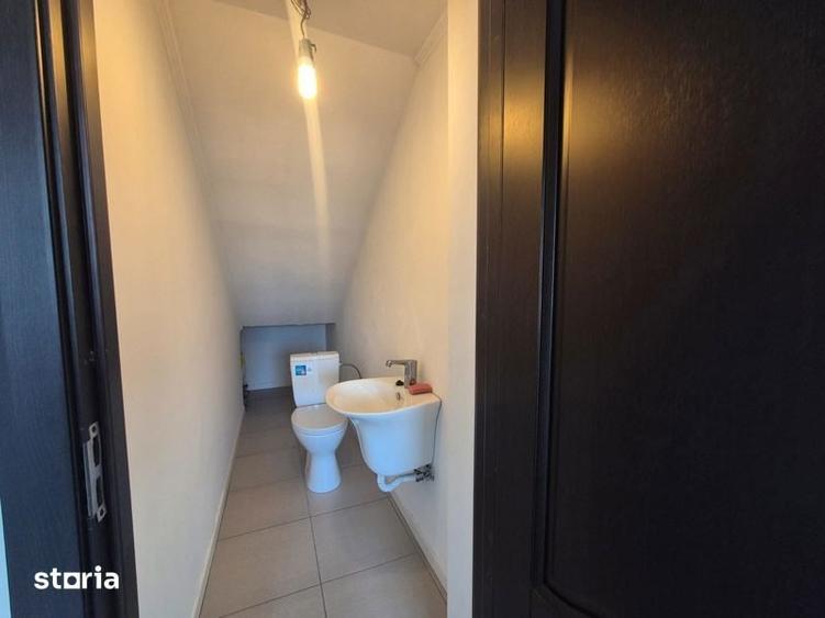 Casă cu 4 camere cu Teren 300 Mp în Central