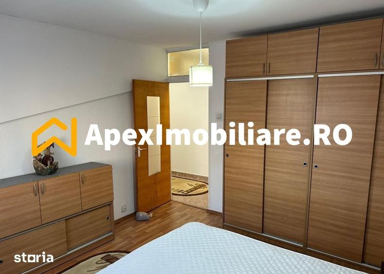Apartament cu 2 camere decomandat în Văcăresti