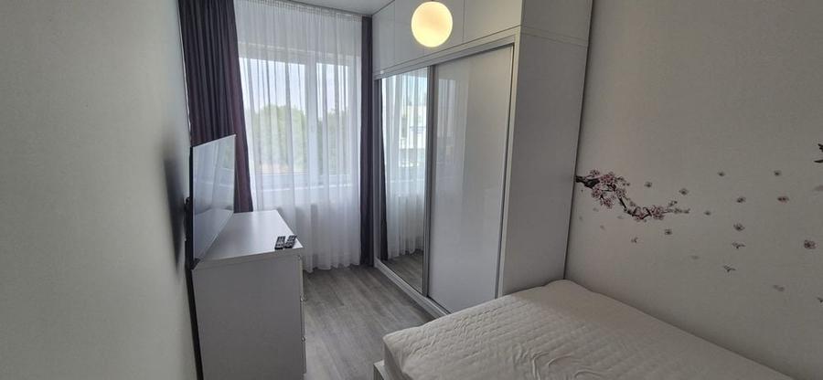 Apartament cu 2 camere decomandat în Exterior Vest