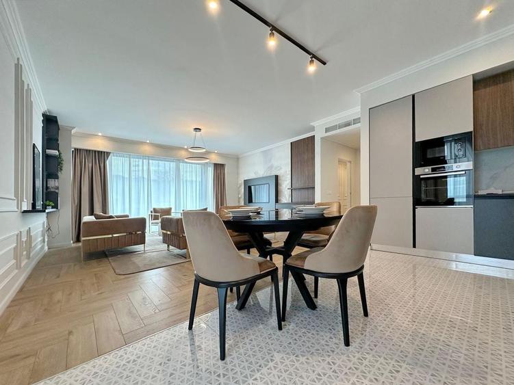 Apartament cu 3 camere decomandat, mobilat în Central