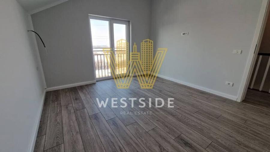 Apartament cu 4 camere decomandat în Remetea Mare