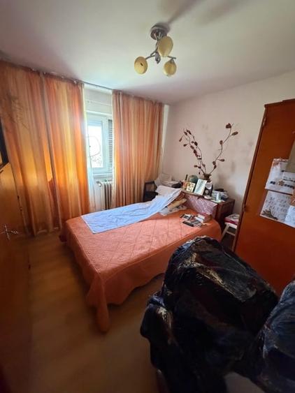 Garsonieră decomandată, mobilată în Cornitoiu