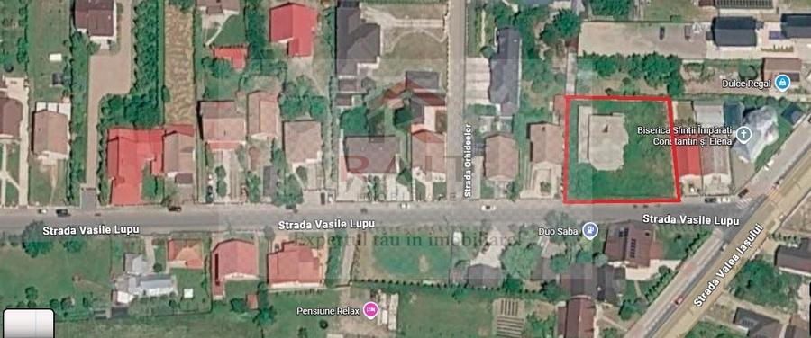 Casă individuală cu 20 camere cu Canalizare în Nord