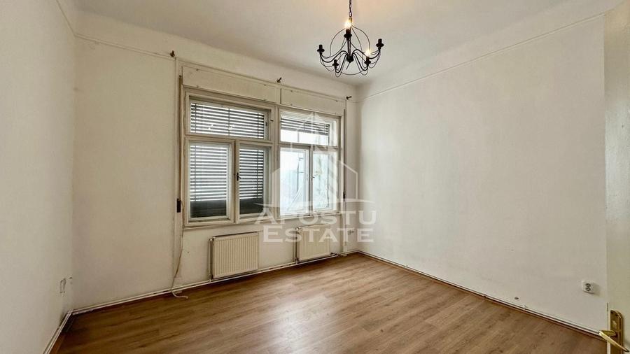 Apartament cu 2 camere decomandat, mobilat în Elisabetin