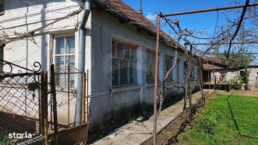 Casă cu 3 camere în Craidorolț