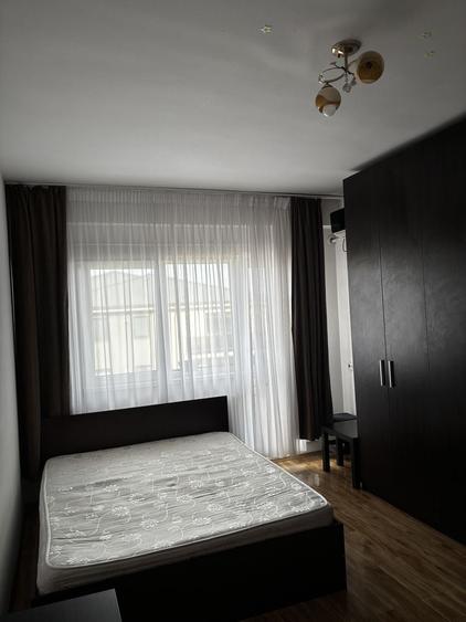 Garsonieră decomandată în Dobroești