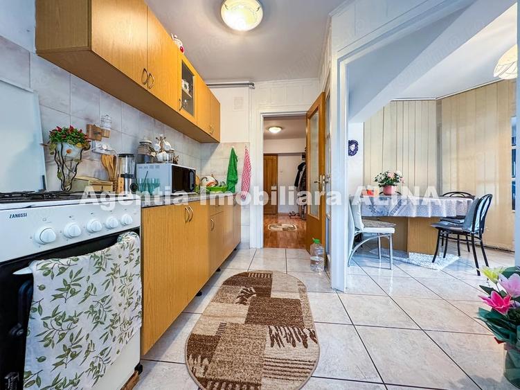 Apartament cu 2 camere decomandat în Gării