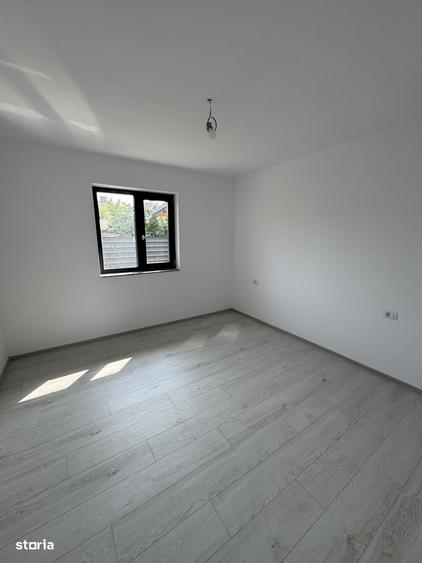Casă cu 3 camere cu Teren 600 Mp în Cordun